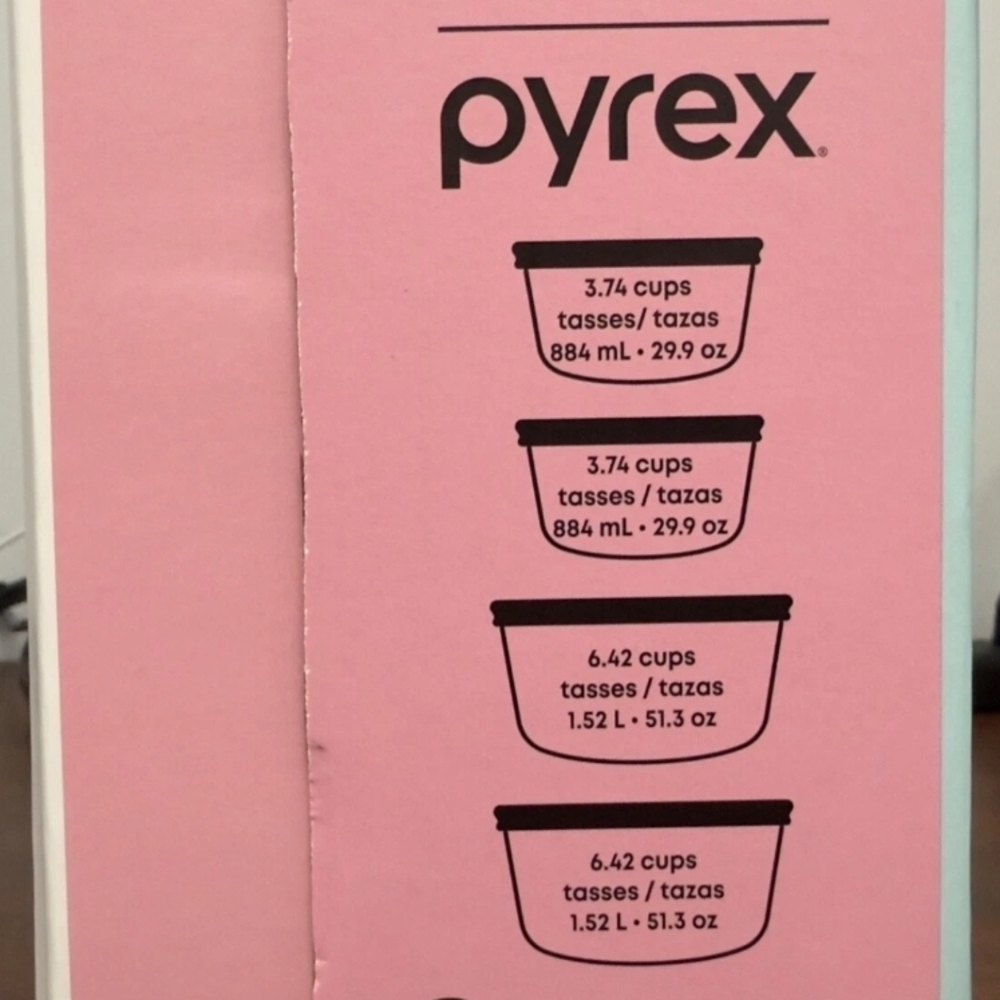 ⛔️SOLD!⛔️Hello Kitty Pyrex 8-Piece Storage Set - Picture 8 of 9